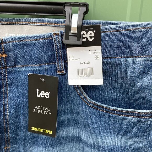 Men's Straight Tapered Active Stretch Blue Denim Jeans Pants Size 42X30 - Picture 2 of 8